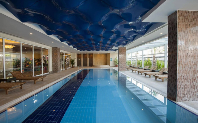 Dream World Resort Hotel