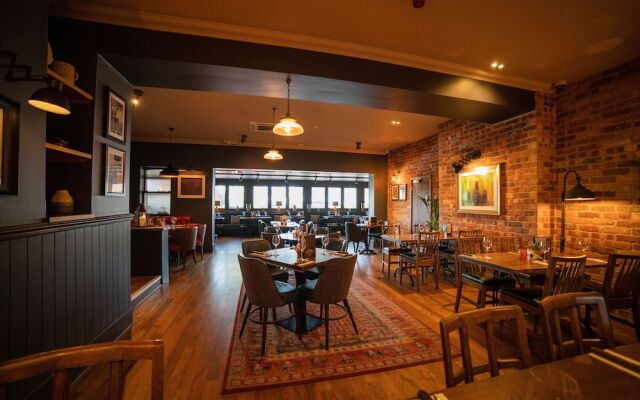 Harper's Steakhouse with Rooms, Southampton Swanwick Marina