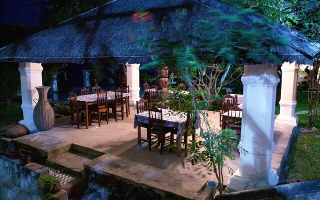 Cinco Portas Lodge