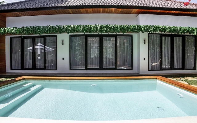 Hutan Villa by EVDEkimi Ubud - Longer Stay Extra Perks