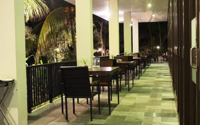 Estrella Hotel & Conference