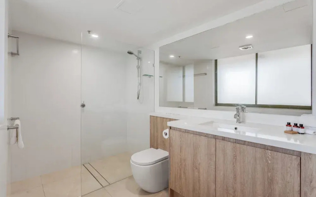 The Meriton on Main Beach