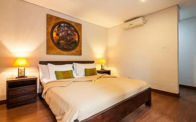 SMV - garden - 8-BR · 8BR Garden Villa Walk to Beach and Shops Legian – Guest Rooms – Kuta