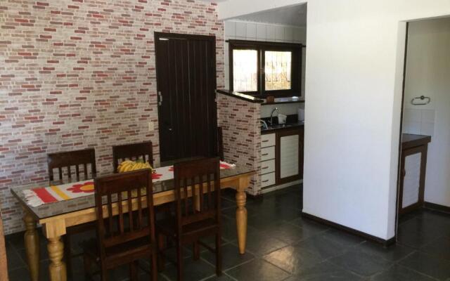 Casa frente praia na av beira mar com piscina