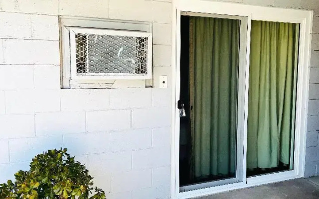 Lanai Motel