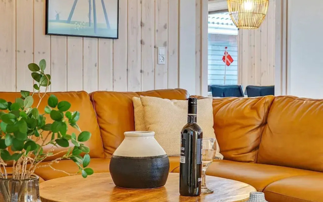 Spacious Holiday Home in Grenå near Sea