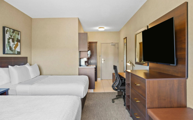 Ramada by Wyndham Drumheller Hotel & Suites