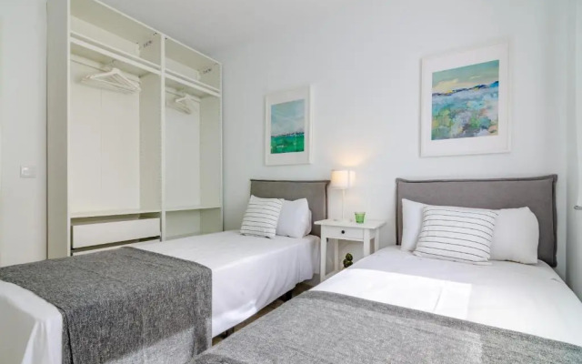 Del Parque Flats Candelaria Rincon