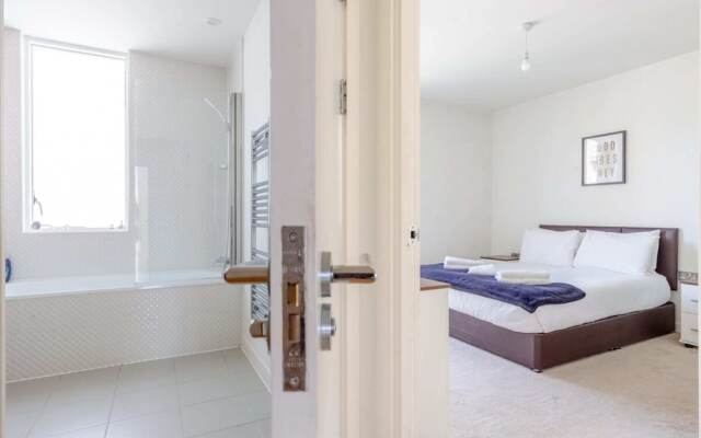 Radiant 1BD Retreat, North Maida Vale!
