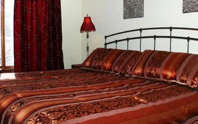 The Rockies by Retreatia