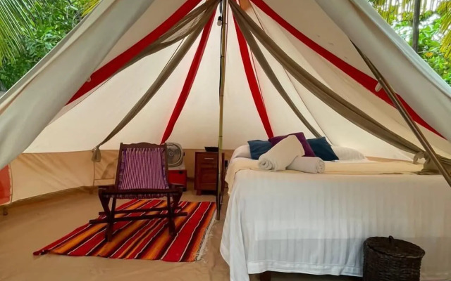 Playa Las Palmas Glamping Tulum