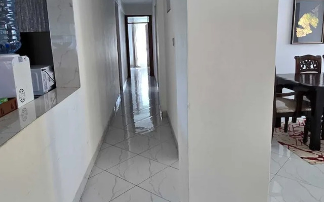 Roam Apartments