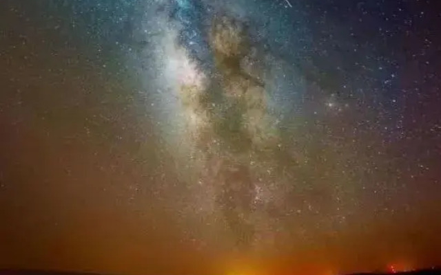 Zhongwei Daxing Night Desert Camp