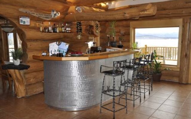 Williston Lake Resort