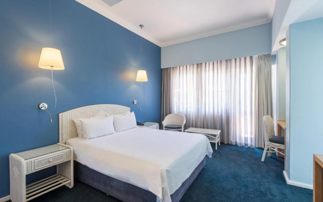 Saldanha Bay Hotel