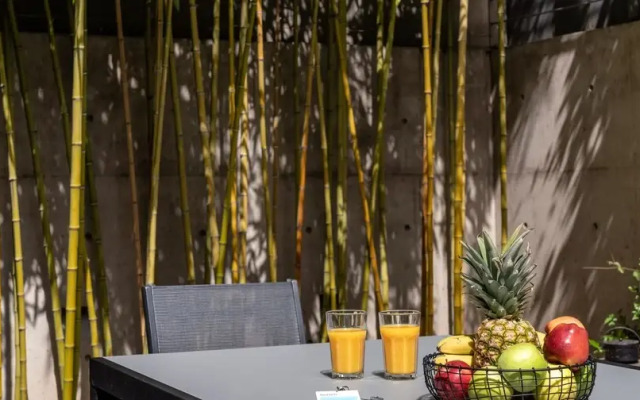 500m² homm Villa in Kerameikos