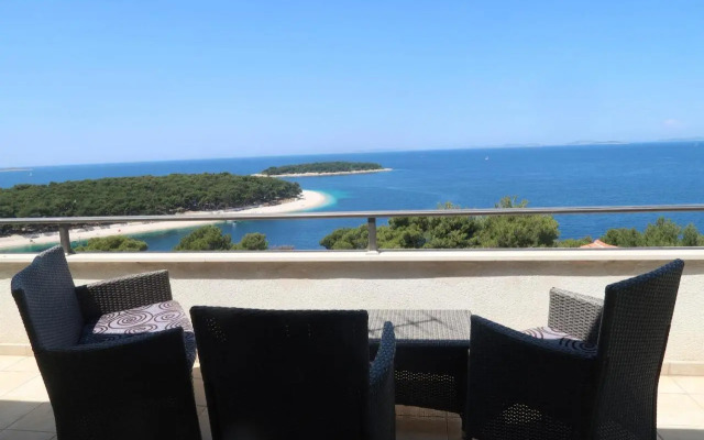 Apartments Maras