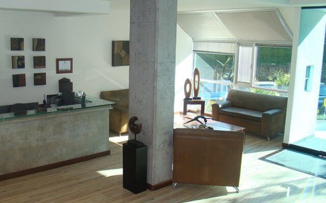 Hábitat Suites Hotel