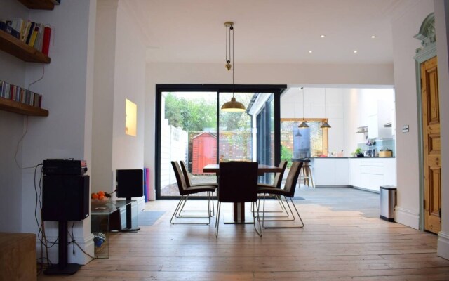 Brixton 3 Bedroom House