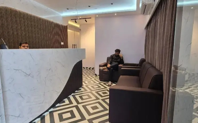 Hotel Ultimate One