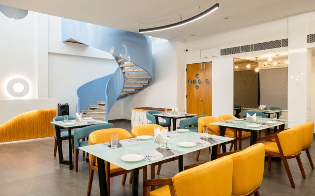 Clubway Grand - A Boutique Hotel