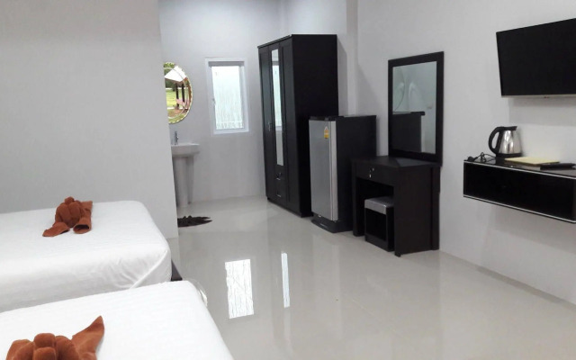 Tamarind Twin Resort