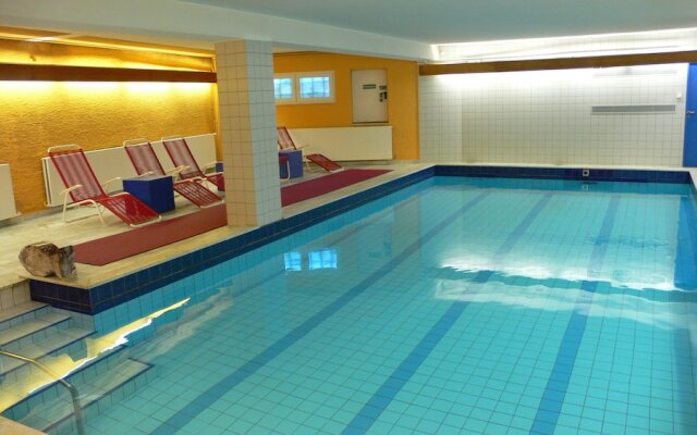 Hotel Meran Hallenbad & Sauna