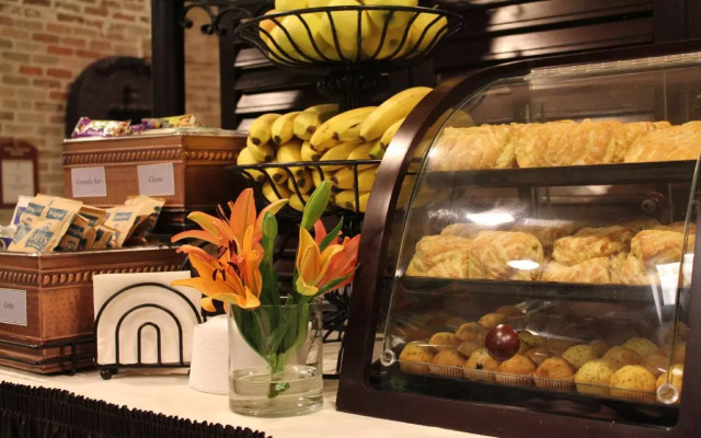 Best Western Plus St. Christopher Hotel