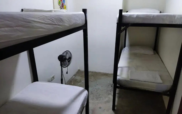 Bay House Hostel
