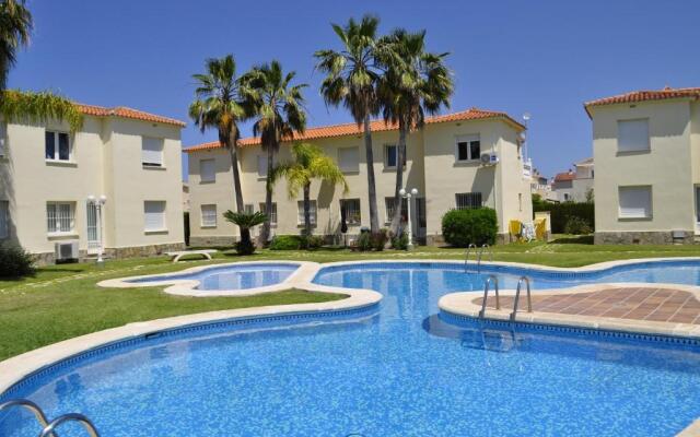 Family Beach Club Sevilla II