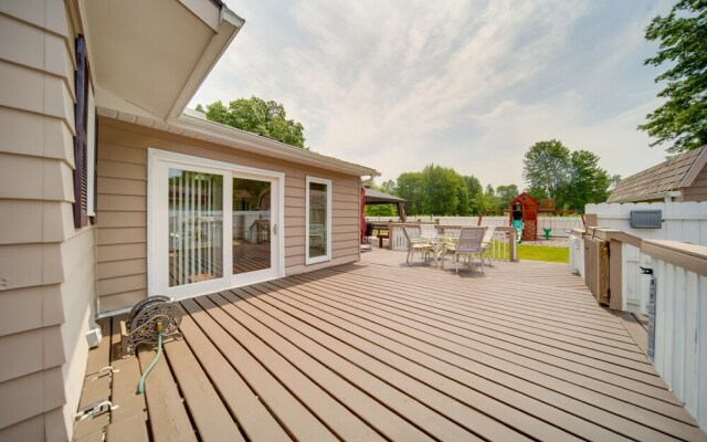 Geneva Retreat w/ Deck & Fenced Yard, Near Beaches