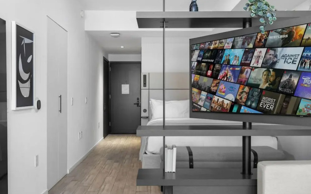Stunning Bay View Studio