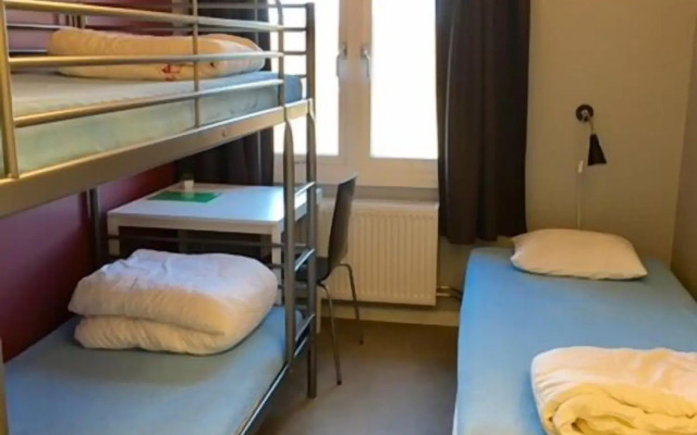 Partille Vandrarhem Bed & Breakfast - Hostel