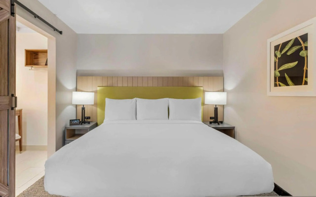 Country Inn & Suites by Radisson, Vallejo Napa Valley, CA