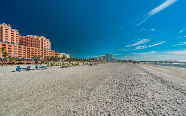 South Beach 302 by Vtrips
