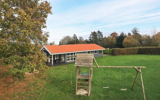 Langeland Beach Home With Sauna