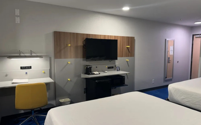 Microtel Inn & Suites by Wyndham Independence