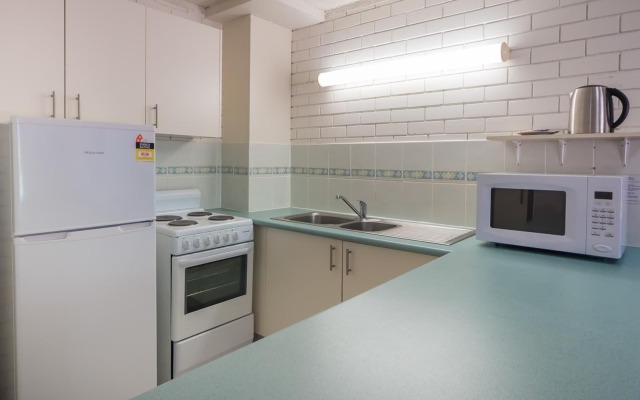 Trickett Gardens Holiday Inn