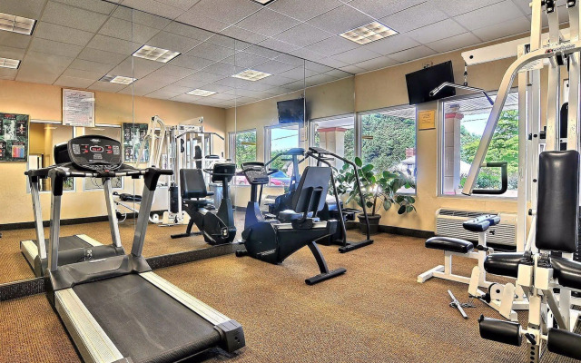 Quality Inn & Suites Morgantown - University Area