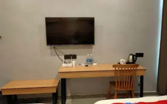 Junyi Chain Hotel (Yangxin Xingfu 2nd Road)