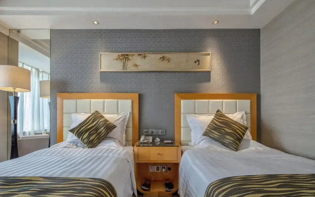 Yungang Jianguo Hotel