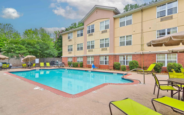 Extended Stay America Suites Atlanta Alpharetta Northpoint W