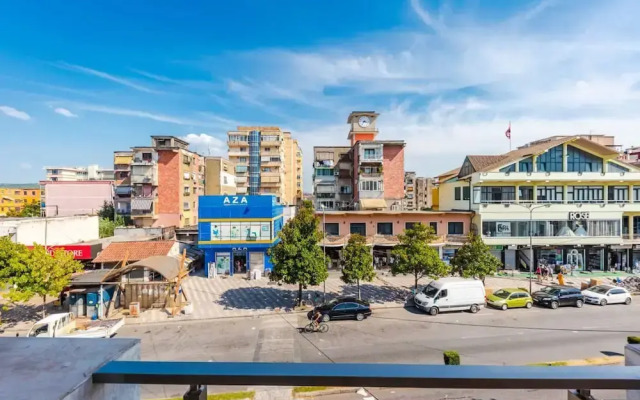 The Old-clock Apartment