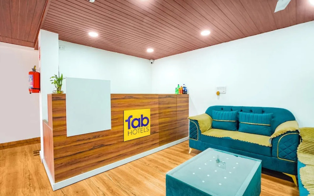 Fabexpress Yuva Inn