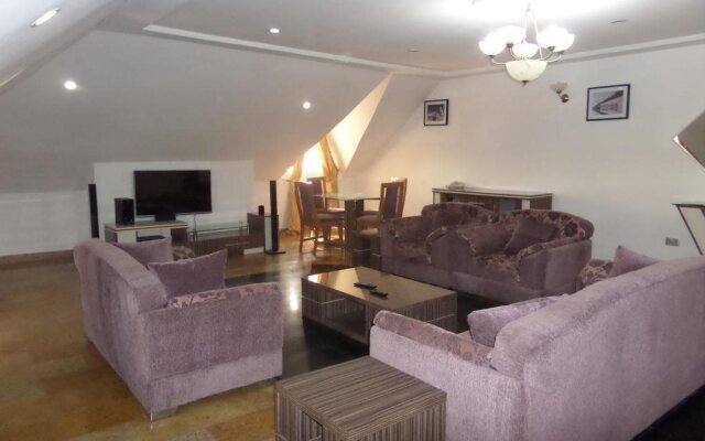 Numero Uno Hotel Limited
