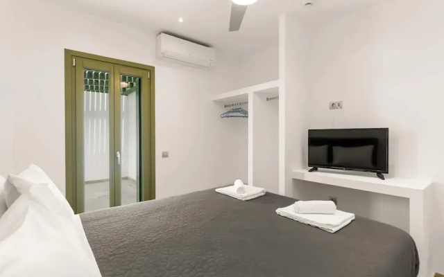 Ampelas Nostalgia Escape-poseidon Gem in Paros