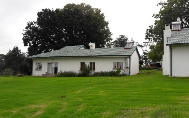 Hoyo Hoyo Machadostud Lodge