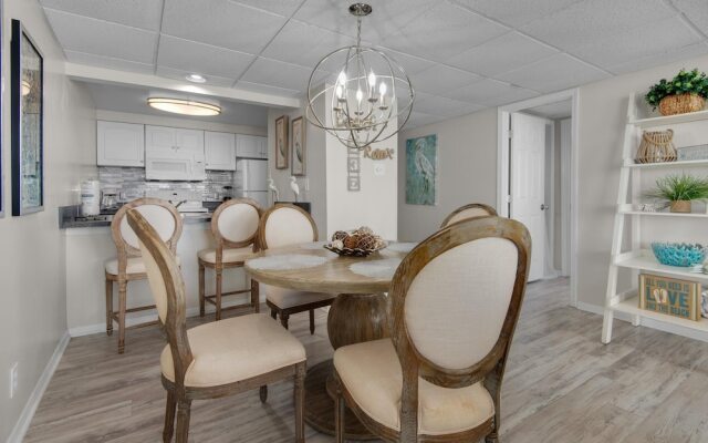 Windward 203 At Edgewater