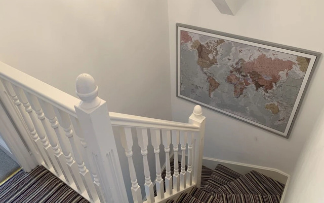 Stylish 3 Bed Apartment in Bristol