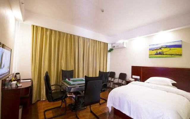 GreenTree Inn LaiBin DaQiao Road YeJin Road Express Hotel